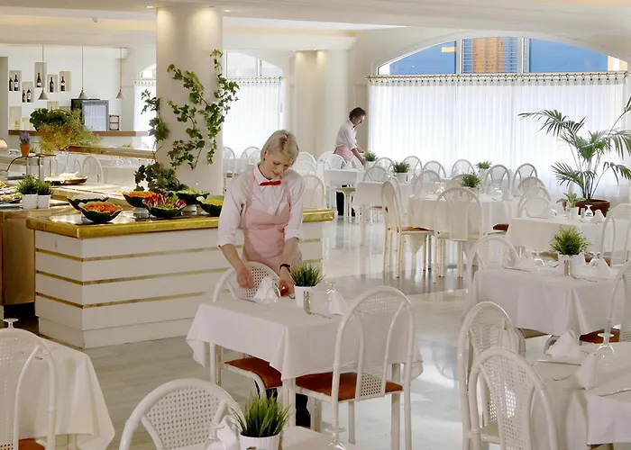 Augusta Club & Spa - Adults Only